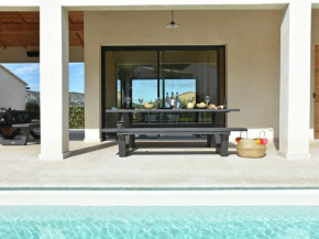 Luxury Villa in Malauc ne with Private Swimming Pool Malaucene